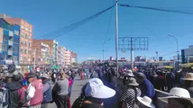 Concentraci&oacute;n de vecinos en la ciudad de El Alto. URGENTE.BO