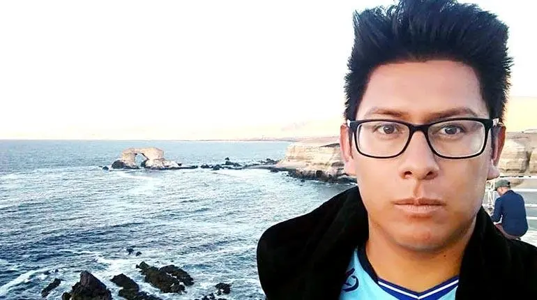 El escritor boliviano Rodrigo Urquiola. RRSS