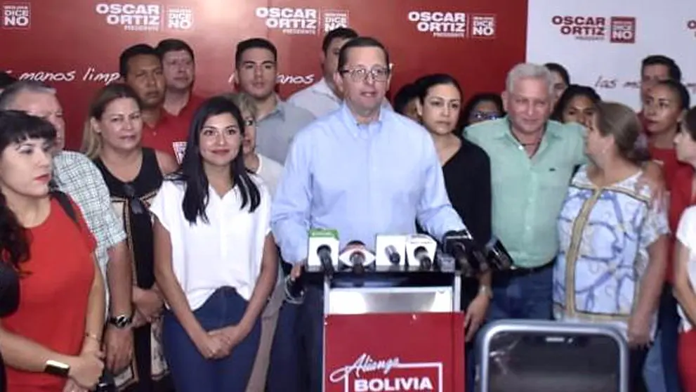 Oscar Ortiz, el candidato presidencial de Bolivia Dice No (BDC), en su b&uacute;nker.