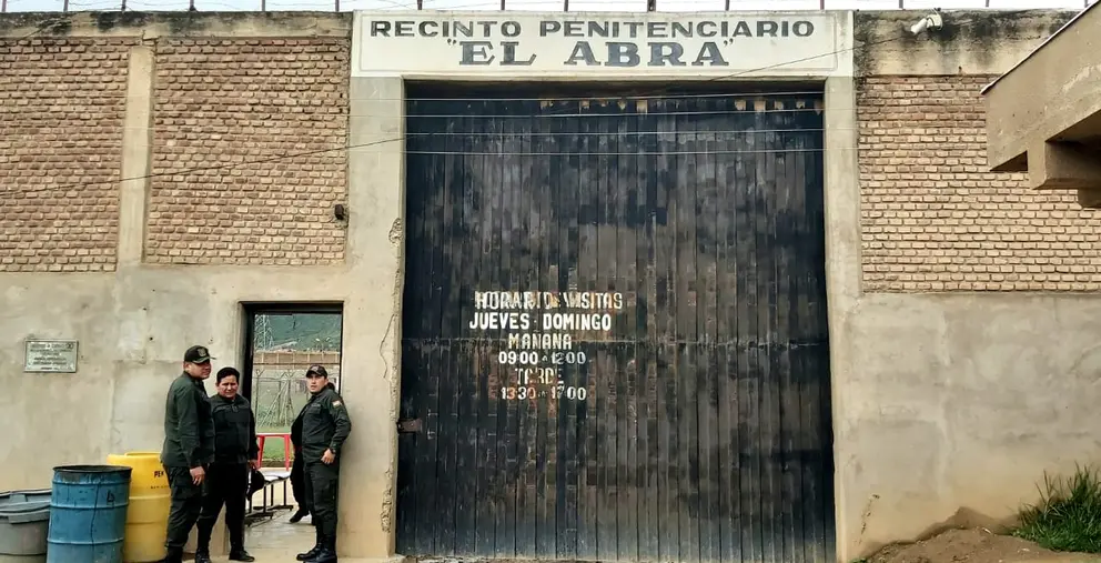 El frontis de El Abra. DEFENSORÍA DEL PUEBLO