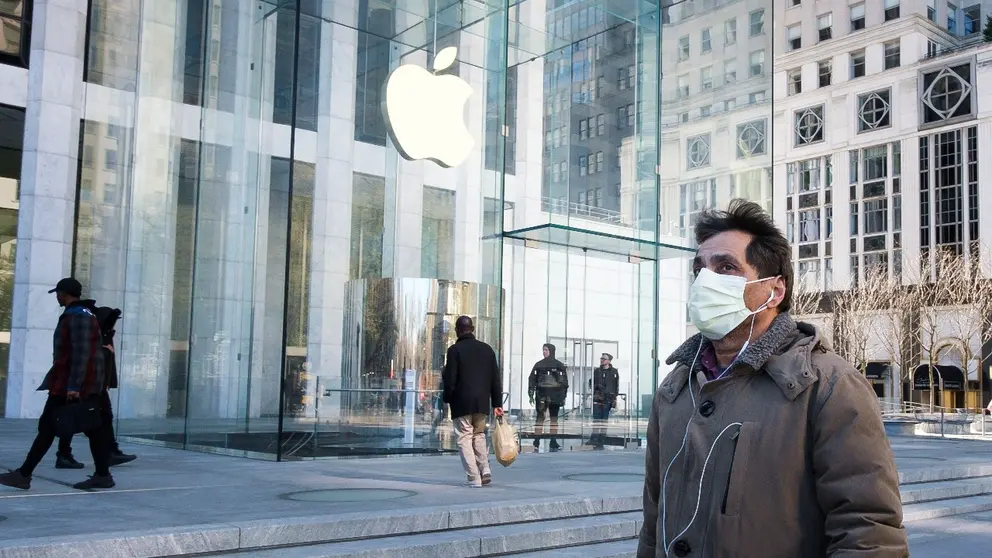 Apple cierra sus tiendas en todo el mundo excepto en China. EFE