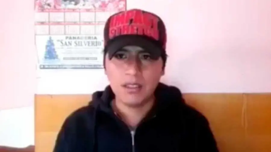 El youtuber Younn en su &uacute;ltimo video, en el que pide disculpas. ERBOL