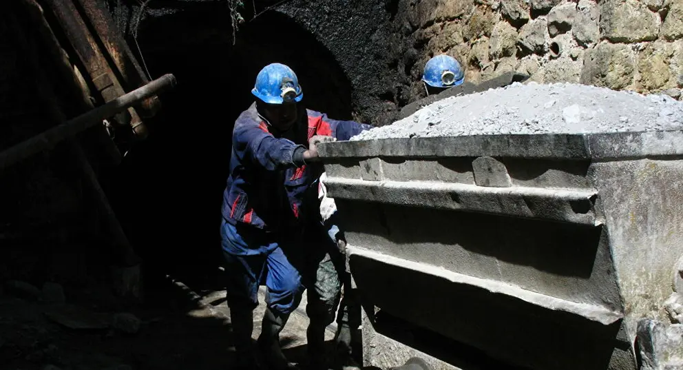 Imagen referencial de trabajadores mineros./ DICO SOLÍS