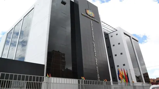 Frontis del edificio de la Procuraduría General del Estado