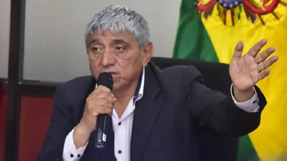 El ministro de Obras P&uacute;blicas, Iv&aacute;n Arias, en una conferencia anterior. ABI