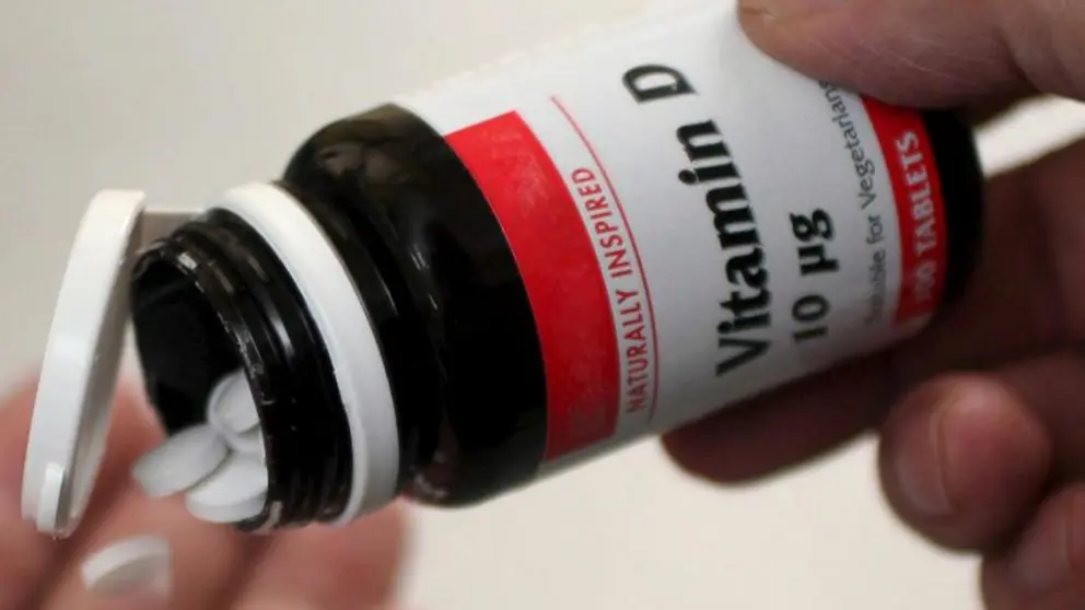 Un bote de pastillas de vitamina D. Efe
