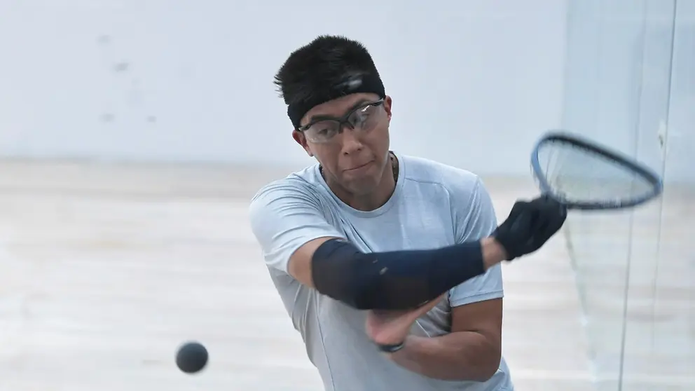 Conrrado Moscoso, durante un partido de raquet. ARCHIVO