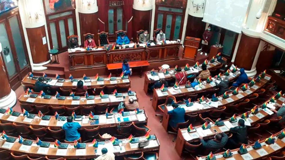 DIPUTADOS