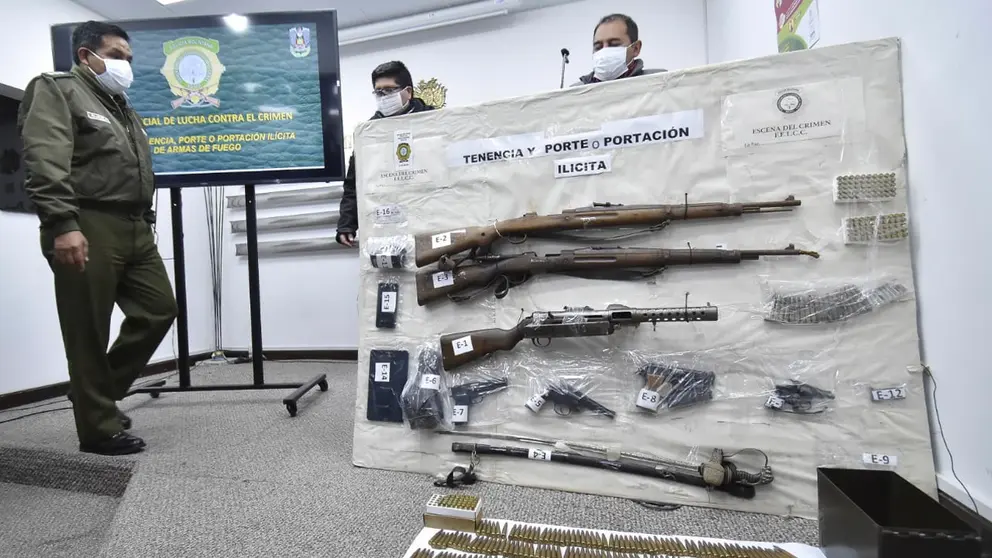 La presentación del armamento en La Paz. APG