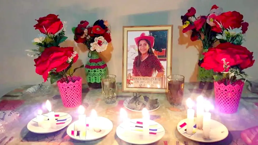 Familiares arman altar para Mónica Morales, víctima de feminicidio. FOTO- Facebook familia doliente
