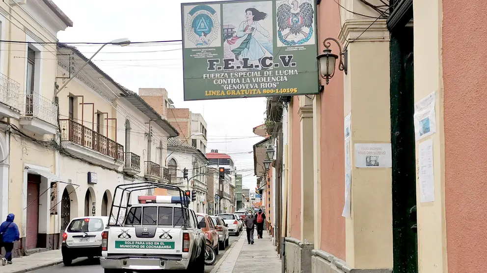 Una vista del ingreso a oficinas de la FELCV en Cochabamba. ARCHIVO
