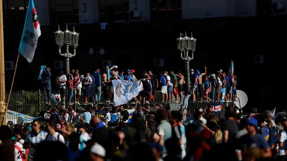 Disturbios en el velatorio de Diego Maradona. EFE