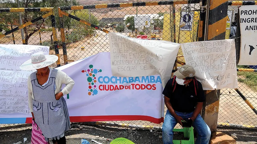 Bloqueo de K&rsquo;ara K&rsquo;ara por la canasta escolar. NOÉ PORTUGAL