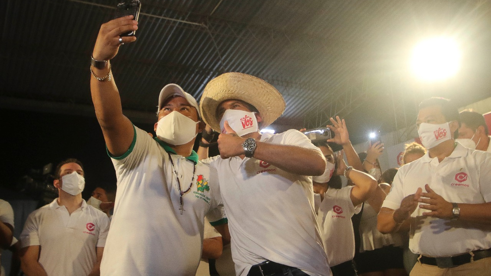 Proclama de Luis Fernando Camacho como candidato a la Gobernaci&oacute;n de Santa Cruz por la alianza Creemos. APG