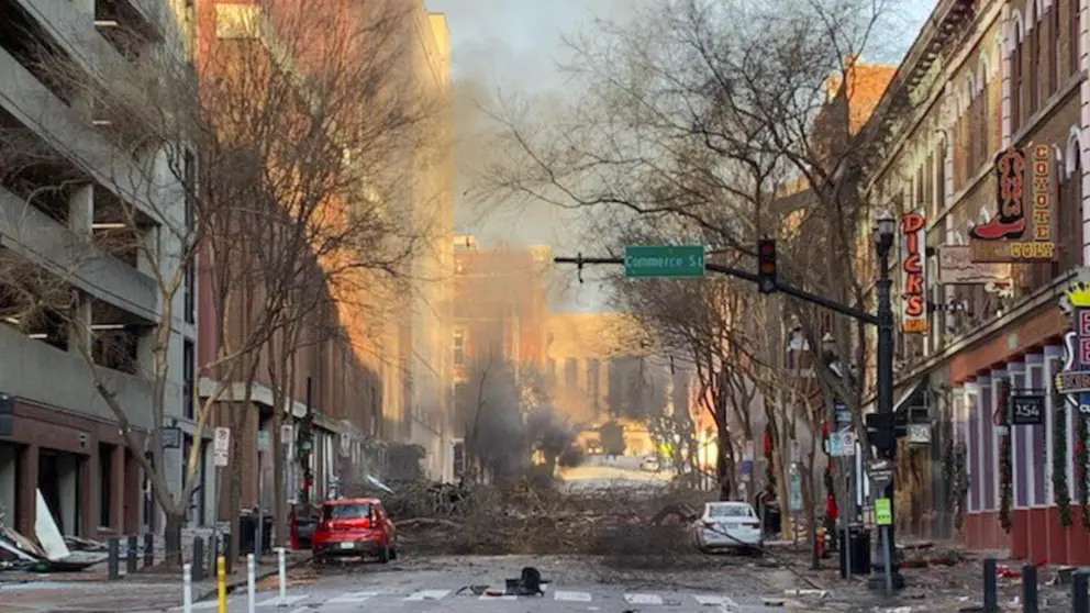 FBI intenta resolver el "puzzle" de la explosi&oacute;n en Nashville. EFE
