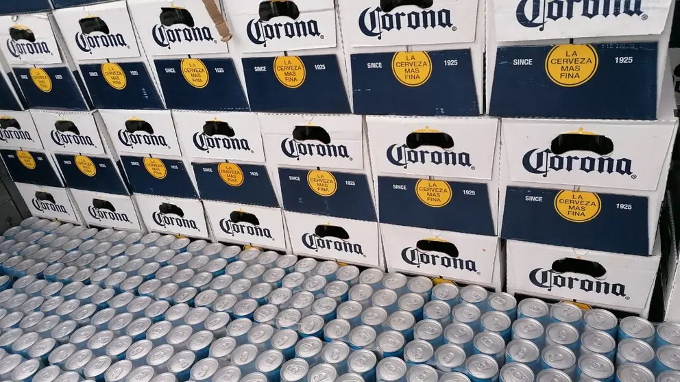 Cerveza decomisada en Santa Cruz.
