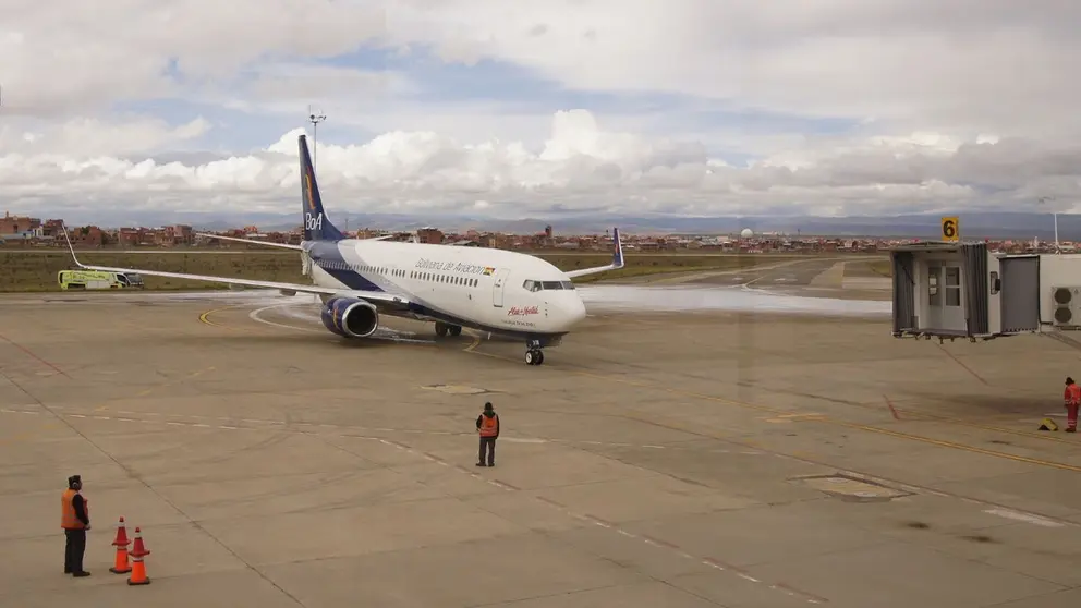 Foto de un avi&oacute;n de BoA en aeropuerto de El Alto.Peter Luna