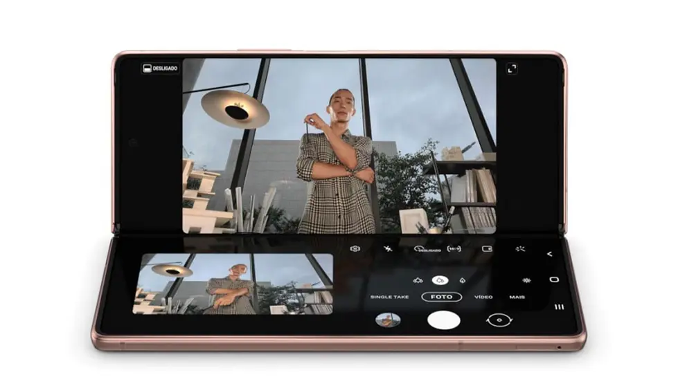 Galaxy Z Fold 2: el tel&eacute;fono plegable con multifunciones &uacute;nicas.