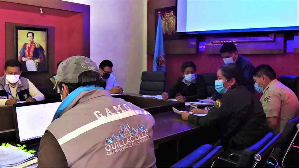 La reuni&oacute;n del Comit&eacute; de Operaciones de Emergencia de Quillacollo. GAMQ