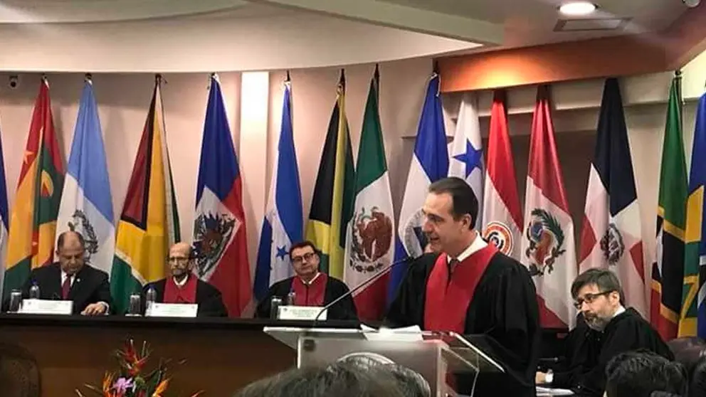 Altos jueces de la CIDH en reuni&oacute;n. URGENTE.BO