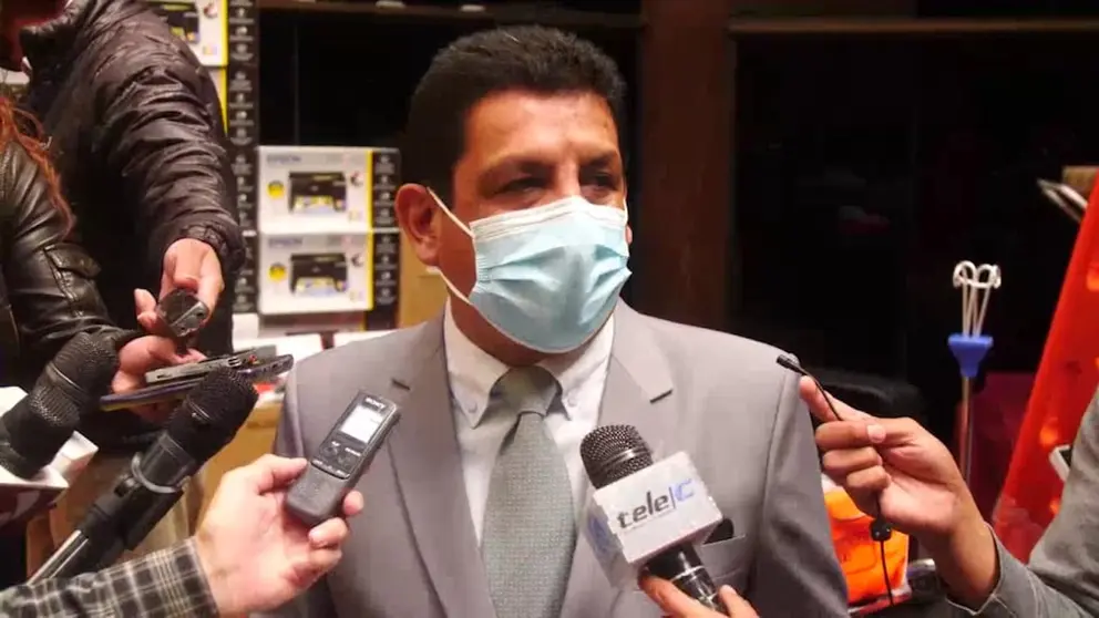 El secretario de Asuntos Jurídicos, Orlando Vargas, se dirige a los medios. Captura de video GAMC
