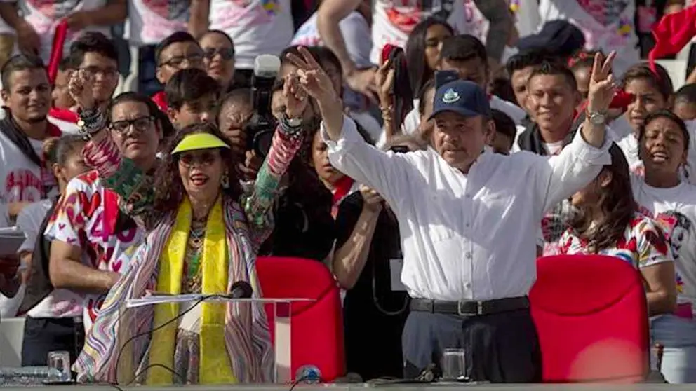 El presidente de Nicaragua, Daniel Ortega y la vicepresidenta, Rosario Murillo. EFE