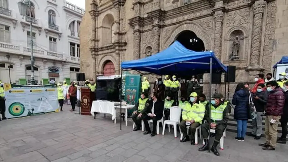 TOMADA DE OX&Iacute;GENO