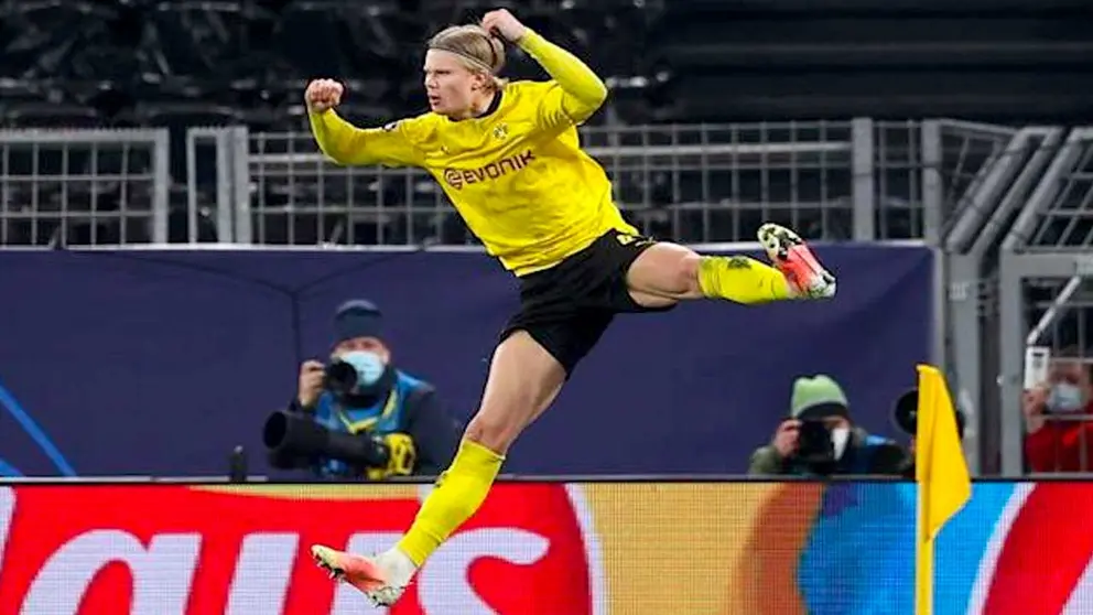 Erling Haaland, de 21 años, superó en la elección al francés Kylian Mbappé, jugador del París Saint-Germain. EFE