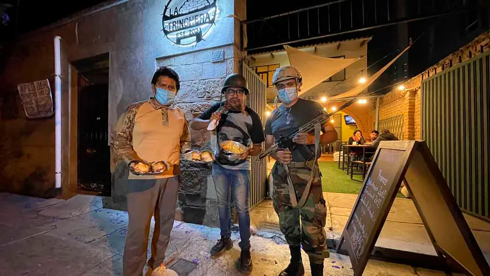 La Trinchera, una experiencia militar con sabor a parrilla. Alejandro Orellana