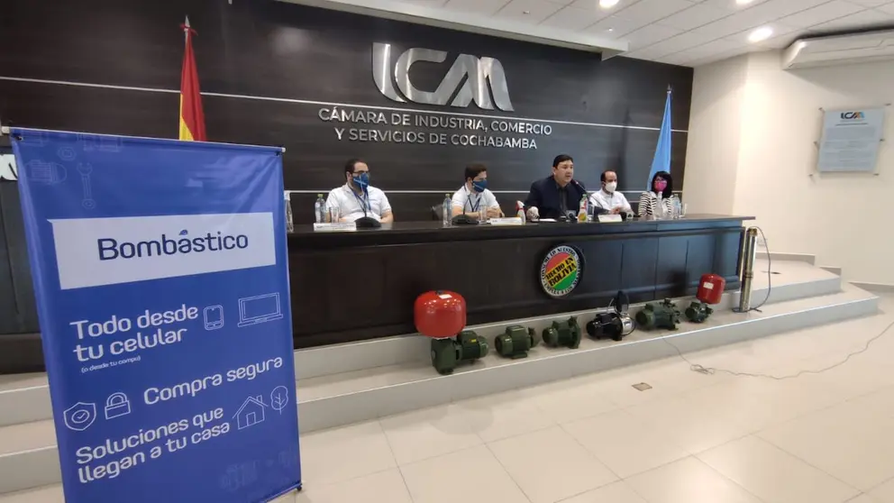 La presentación oficial de Bombástico, una estrategia de Plastiforte para beneficio de la ciudadanía. Claudio Rojas