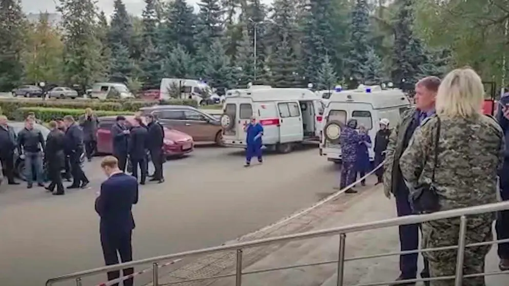 El tiroteo registrado este lunes en el campus de una de las universidades de Perm. EFE