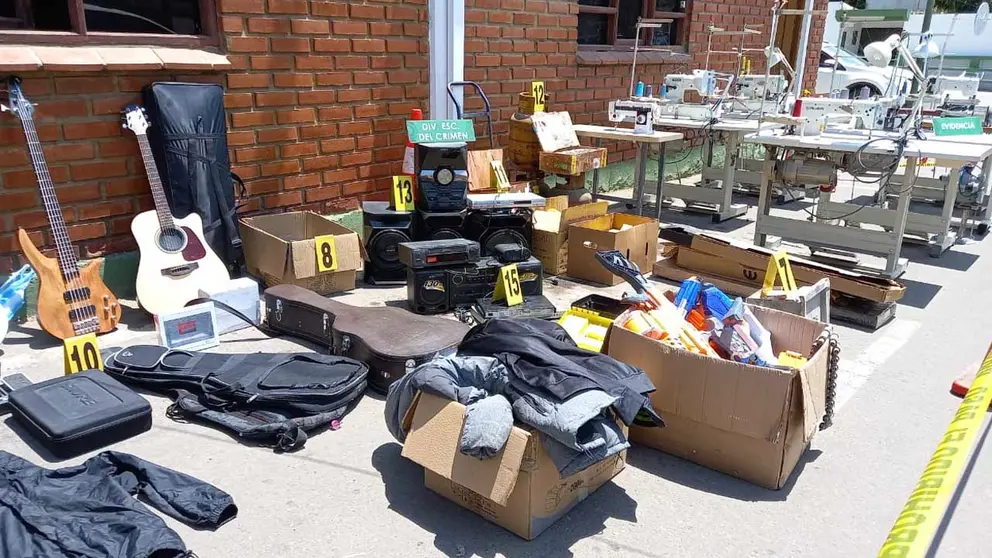 Policía expone los objetos robados. OPINIÓN