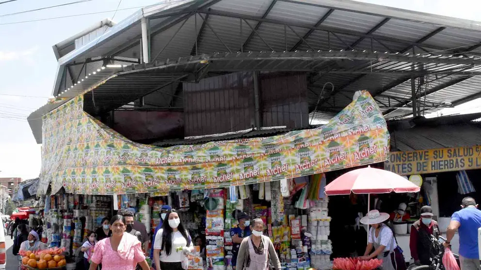 La zona del mercado Calatayud, en el centro de la ciudad, este miércoles. RUBÉN RODRÍGUEZ