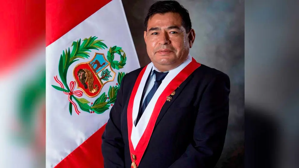 Fotografía cedida hoy por el Congreso del Perú que muestra al congresista del partido Perú Libre Fernando Herrera. EFE