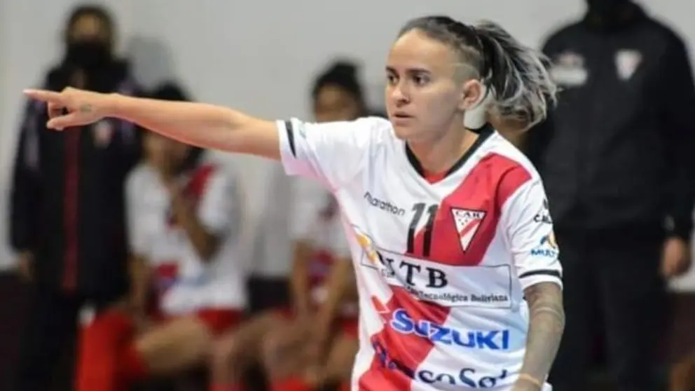 María Cristina Gálvez, durante el partido de Always Ready ante Atlantes por el futsal femenino. Premium
