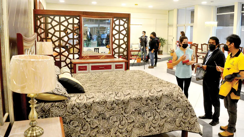 Un juego de dormitorio de Arte Belo. NOÉ PORTUGAL