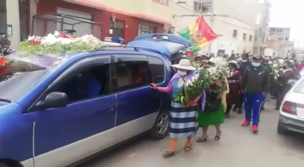 Entierro de Basilio Titi, joven fallecido durante los conflictos en Potos&iacute;. CAPTURA DE VIDEO
