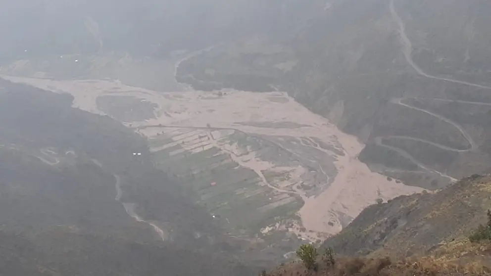 Crecida del río Arque por las lluvia.  MANCOMUNIDAD REGI&Oacute;N ANDINA.