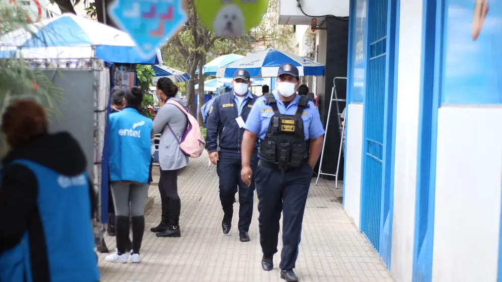 Comerciantes del correo retornan a sus puestos de trabajo. Alejandro Orellana