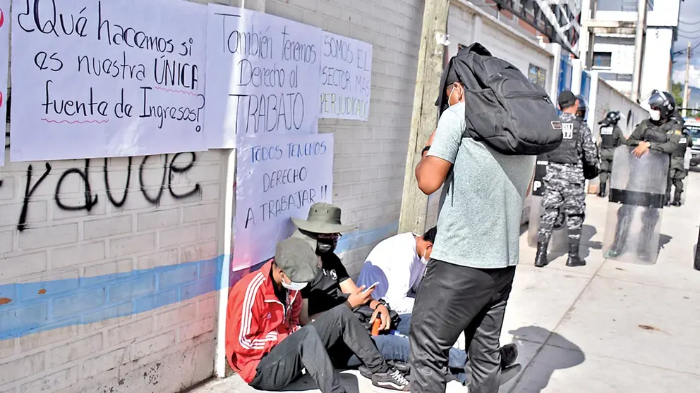 Dueños de centros nocturnos protestan por la suspensión de eventos. DICO SOLÍS