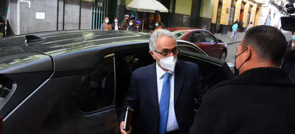 El relator especial de la ONU enviado a Bolivia, Diego Garc&iacute;a-Say&aacute;n, ya en el pa&iacute;s. APG