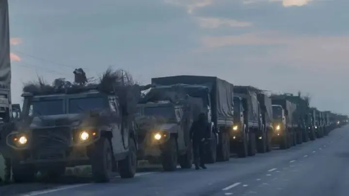 Im&aacute;genes de tanques que hacen al conflicto entre Rusia y Ucrania. AS.COM