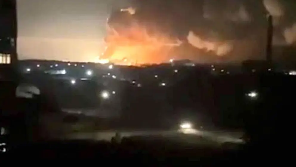 Imagen de video muestra una gran explosi&oacute;n en Kiev.