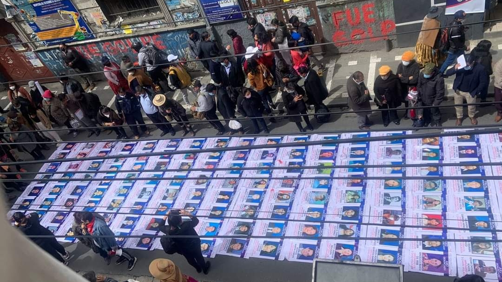 Galindo expone fotos de feminicidas: "la verg&uuml;enza debe cambiar de bando". MAR&Iacute;A GALINDO