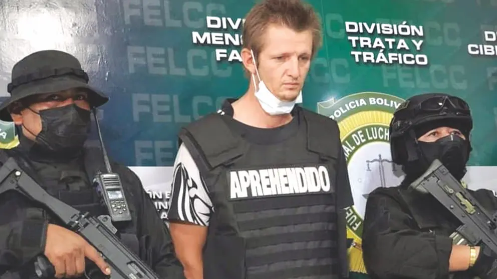 Presentan al menonita Abraham Peters, sentenciado a 25 a&ntilde;os por violaci&oacute;n serial, en Santa Cruz.	          MINISTERIO DE GOBIERNO