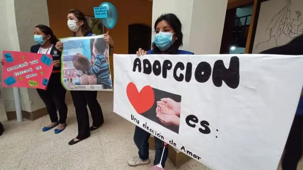 Sedeges lanza campa&ntilde;a para promover la adopci&oacute;n