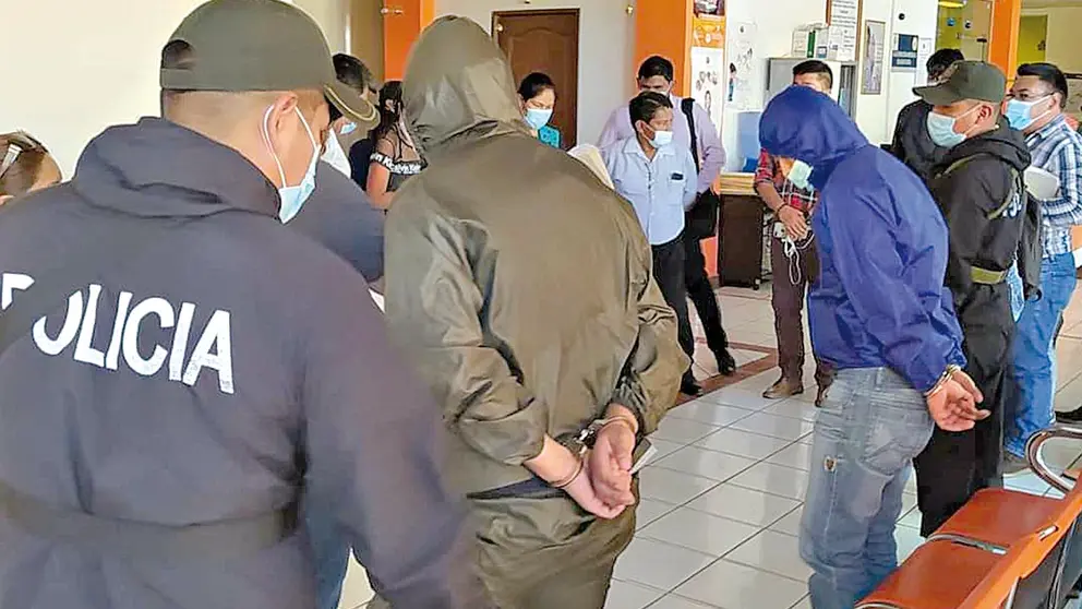 Acusados ingresan al IDIF para el careo en abril de 2021. DICO SOLÍS