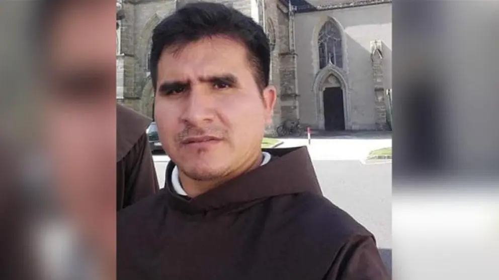 Fray Wilberth Daza, asesinado en la iglesia San Francisco, en Santa Cruz. REDES SOCIALES. 