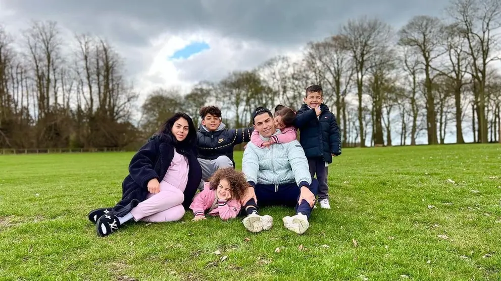 Una imagen de Cristiano Ronaldo, junto a su familia, días antes del trágico suceso. Instagram Cristiano Ronaldo