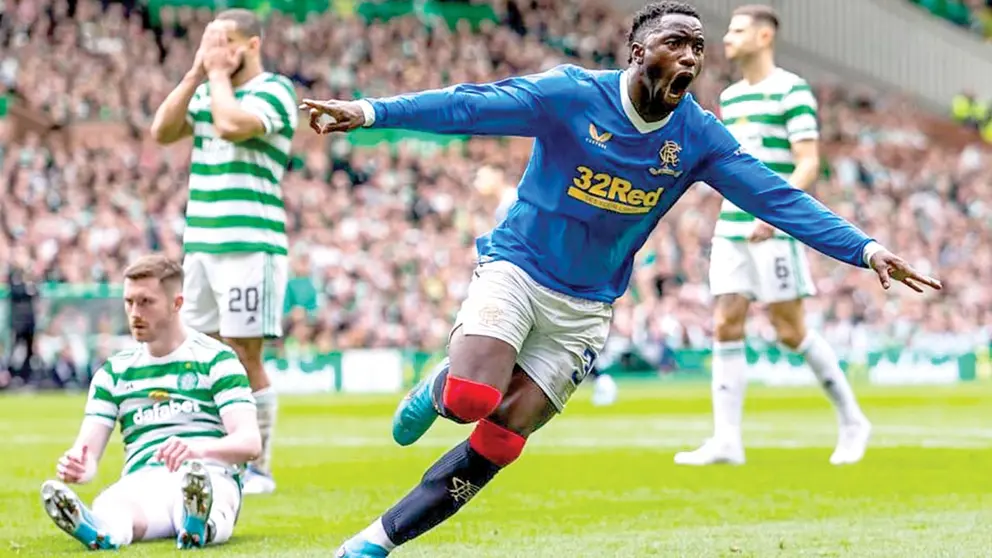 El jugador de Rangers celebra uno de los goles en la Liga Europa. RANGERS FC